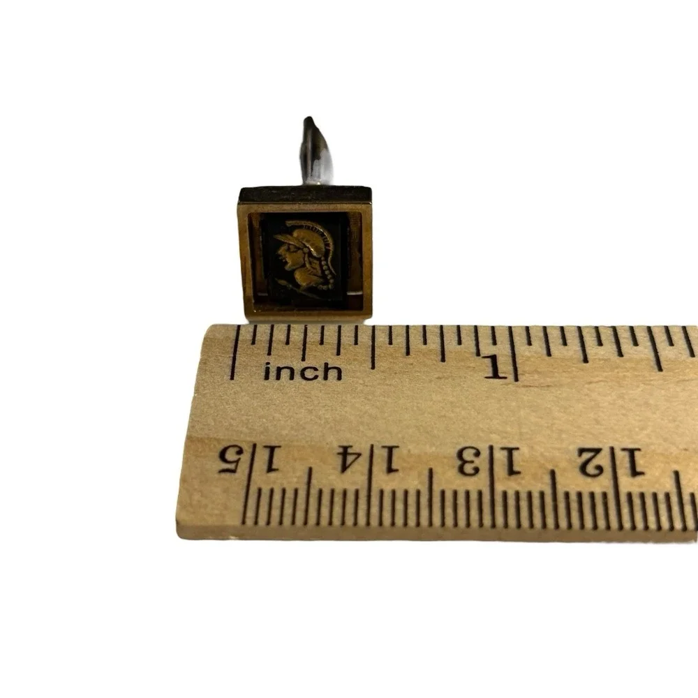 Vintage Cufflinks Roman Trojan Greek Soldier Gold Tone Black‎ Center Square